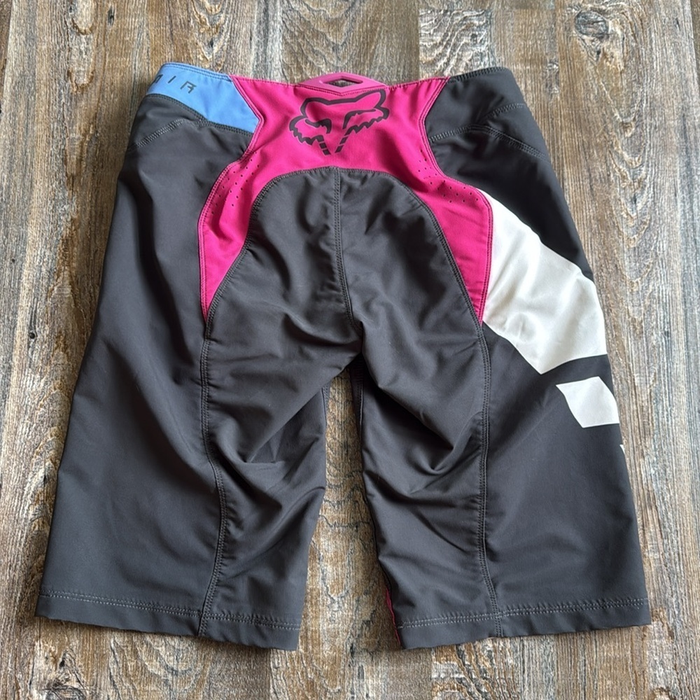 Fox Racing | Flexair Mountain Biking Shorts - Picture 6 of 13